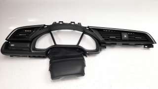 Recambio de moldura para honda civic lim.5 (fk) 2017- 1.0 vtec cat referencia OEM IAM 77205TBA  