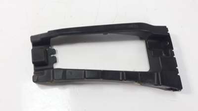 Recambio de moldura para peugeot partner kombi 2008- 1.6 referencia OEM IAM 9816808680  