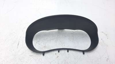 Recambio de moldura para renault clio iii 2005-2016 1.5 dci diesel cat referencia OEM IAM 8200475240  