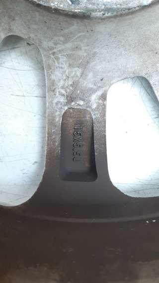 Recambio de llanta para mahindra kuv 2018- 100 2wd nxt referencia OEM IAM 0404AAA 15PULGADAS 
