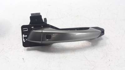 Recambio de maneta exterior delantera derecha para mahindra kuv 2018- 100 2wd nxt referencia OEM IAM 114DAZ00191N  