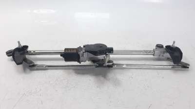 Recambio de motor limpia delantero para mahindra kuv 2018- 100 2wd nxt referencia OEM IAM 116BAZ00021N  