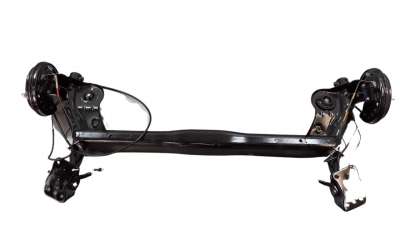 Recambio de puente trasero para mahindra kuv 2018- 100 2wd nxt referencia OEM IAM 402DAA00270N  