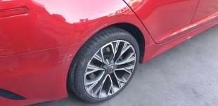 Recambio de amortiguador trasero derecho para kia stinger (ck) 2017- 2.0 tgdi cat referencia OEM IAM 55307J5210  