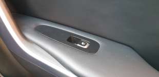 Recambio de mando elevalunas delantero derecho para kia stinger (ck) 2017- 2.0 tgdi cat referencia OEM IAM 93575J5010CA  