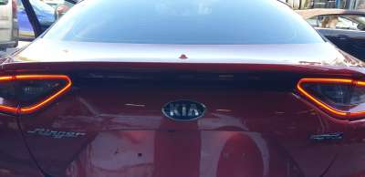 Recambio de piloto trasero central para kia stinger (ck) 2017- 2.0 tgdi cat referencia OEM IAM 92403J5010  