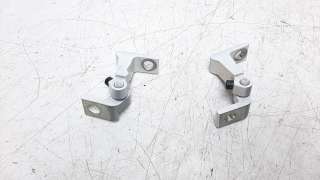 Recambio de retenedor puerta para seat leon (5f1) 2012- 1.2 tsi referencia OEM IAM 8X0831403E  