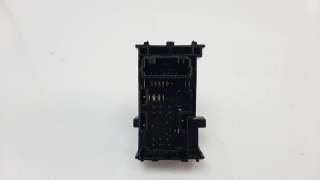 Recambio de mando elevalunas delantero derecho para lexus nx 2014- 2.5 16v cat (híbrido) referencia OEM IAM 8481078010  