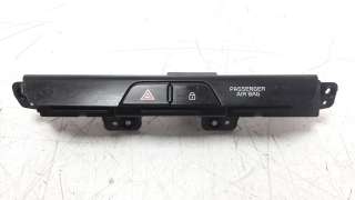 Recambio de warning para kia rio (yb) 2016- 1.2 cat referencia OEM IAM 93790H8010WK 4D63611000 