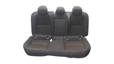 Recambio de asientos traseros para mazda 3 berlina (bp) 2019- referencia OEM IAM BDMC8820102  