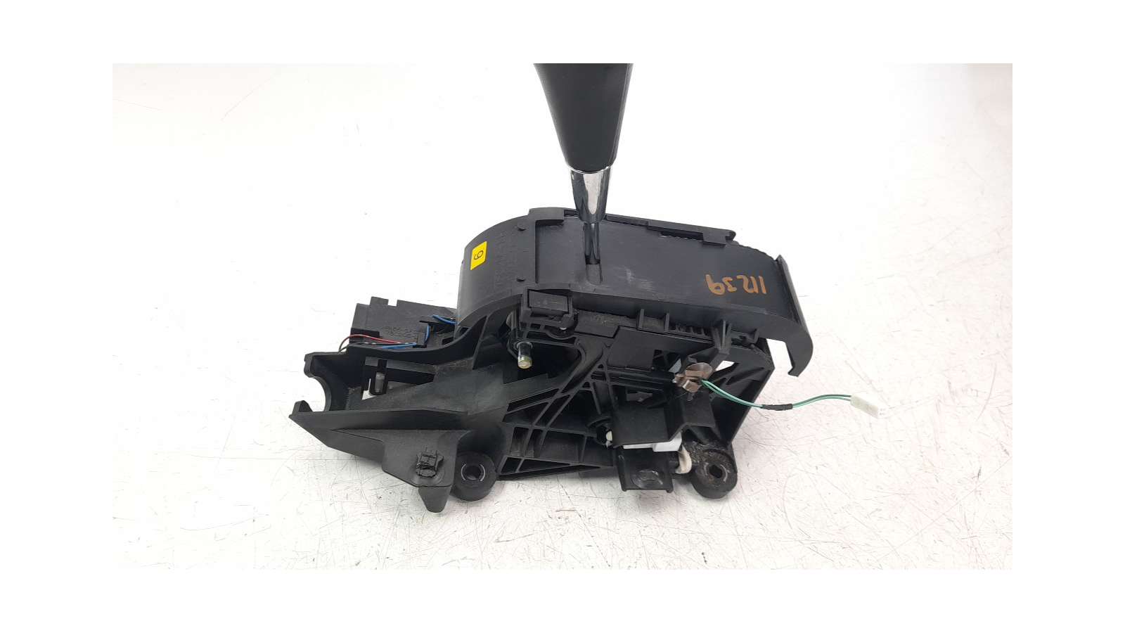 Recambio de palanca cambio para toyota rav 4 (a3) 2005-2013 2.0 16v cat referencia OEM IAM 5880842030   Recambio de palanca cambio para toyota rav 4 (a3) 2005-2013 2.0 16v cat referencia OEM IAM 5880842030