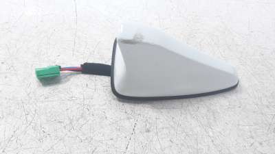 Recambio de antena para kia ceed 2018- 1.0 tgdi cat referencia OEM IAM 96210J7700  