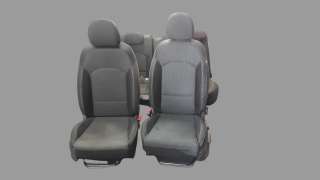 Recambio de juego asientos completo para kia ceed 2018- 1.0 tgdi cat referencia OEM IAM 88160J7020AZE  