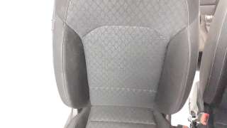 Recambio de juego asientos completo para kia ceed 2018- 1.0 tgdi cat referencia OEM IAM 88160J7020AZE  