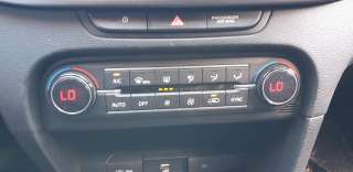Recambio de mando climatizador para kia ceed 2018- 1.0 tgdi cat referencia OEM IAM 97250J7202  