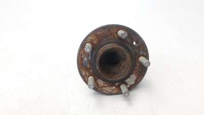Recambio de buje para volvo v40 2012- 1.6 diesel cat referencia OEM IAM 31406755  