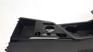 Recambio de apoyabrazos central para kia niro 2016- referencia OEM IAM 84680AT000   2