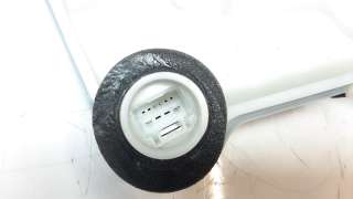 Recambio de cerradura puerta delantera derecha para toyota rav4 2018- hybrid 4x2 advance referencia OEM IAM 6903062010  