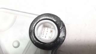 Recambio de cerradura puerta delantera izquierda para toyota rav4 2018- hybrid 4x2 advance referencia OEM IAM 6904053140  