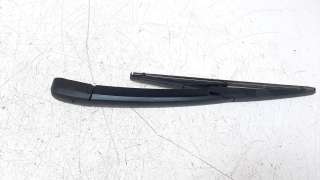 Recambio de brazo limpia trasero para kia stonic (ybcuv) 2017- 1.0 tgdi cat referencia OEM IAM 988112P000  
