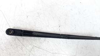 Recambio de brazo limpia trasero para kia stonic (ybcuv) 2017- 1.0 tgdi cat referencia OEM IAM 988112P000  