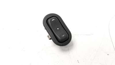 Recambio de mando elevalunas delantero derecho para opel meriva 2006-2010 1.6 16v referencia OEM IAM 13363102  