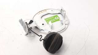 Recambio de tapa exterior combustible para toyota rav 4 2012-2019 referencia OEM IAM 7735042090  