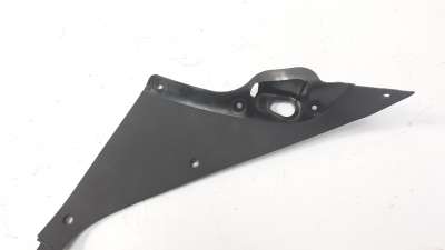 Recambio de moldura para honda cbr 650r 2018- referencia OEM IAM 64261MKND100 64261MKND10 