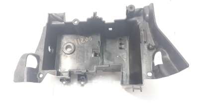 Recambio de moldura para honda cbr 650r 2018- referencia OEM IAM 80111MKYD500  