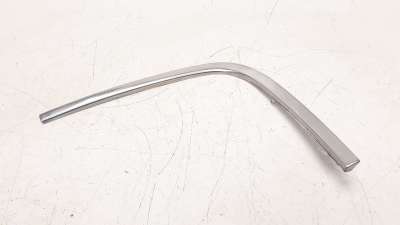 Recambio de moldura para peugeot 2008 (--.2013) 2013-2019 1.2 12v e-thp referencia OEM IAM 9800983880  
