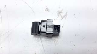 Recambio de mando elevalunas delantero derecho para volvo xc 40 2017- 1.5 cat referencia OEM IAM 31456060  