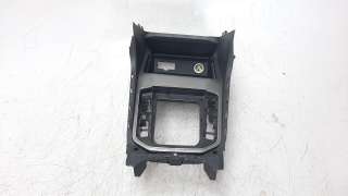 Recambio de moldura para volkswagen golf vii sportsvan 2013-2017 2.0 tdi referencia OEM IAM 517864263C  