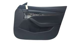 Recambio de guarnecido puerta delantera derecha para mazda 3 berlina (bp) 2019- referencia OEM IAM BCJH6843Z  