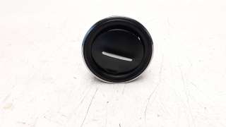 Recambio de rejilla aireadora para dacia sandero 2012- 0.9 tce cat referencia OEM IAM 687607797R  