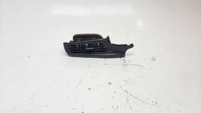 Recambio de rejilla aireadora para hyundai i20 active 2015- 1.0 tgdi cat referencia OEM IAM 84790Q0000  