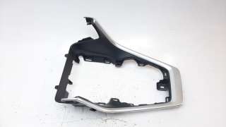 Recambio de moldura para toyota rav4 2018- hybrid 4x2 advance referencia OEM IAM 5880542080  