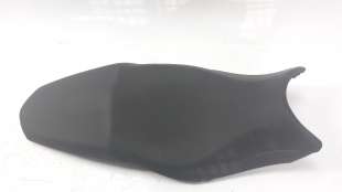 Recambio de asiento para triumph street triple 2012-2017 street triple r referencia OEM IAM 2304079  