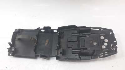 Recambio de guardabarros trasero para triumph street triple 2012-2017 street triple r referencia OEM IAM 2308008  