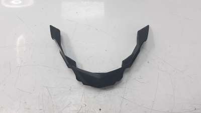 Recambio de molduras delanteras para triumph street triple 2012-2017 street triple r referencia OEM IAM 2309607  