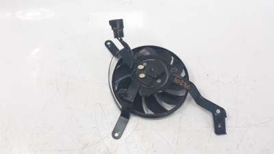 Recambio de electroventilador para triumph street triple 2012-2017 street triple r referencia OEM IAM 2100274  