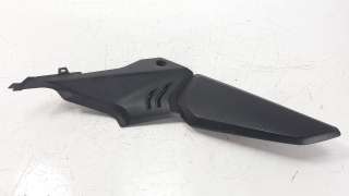 Recambio de moldura para honda cb 650r 2018- referencia OEM IAM 83611MKND500  