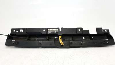 Recambio de moldura para jeep renegade 2014- 1.6 m-jet cat referencia OEM IAM 7356933930  