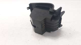 Recambio de moldura para ssangyong rexton w 2013- 2.0 td cat referencia OEM IAM 7798808B21  