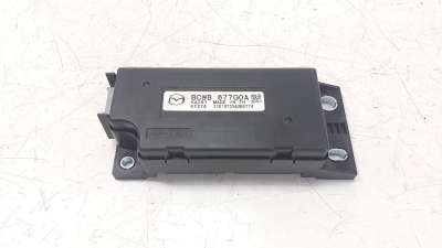 Recambio de centralita check control para mazda 3 berlina (bp) 2019- referencia OEM IAM BCWB677G0A  