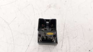 Recambio de interruptor para ssangyong rexton w 2013- 2.0 td cat referencia OEM IAM 8520008E50HEL  