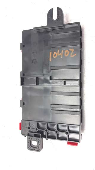 Recambio de caja reles / fusibles para bmw serie 1 lim. (f20) 2011-2015 2.0 turbodiesel referencia OEM IAM 922775204  