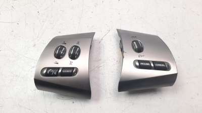 Recambio de mando volante para jaguar xf 2007-2015 3.0 v6 diesel cat referencia OEM IAM 8X2314K147AA 8X2314K147BA 