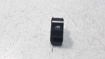 Recambio de mando elevalunas delantero derecho para peugeot 308 2013- 1.2 12v e-thp referencia OEM IAM 98220313ZD  