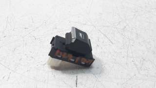 Recambio de mando elevalunas delantero derecho para peugeot 308 2013- 1.2 12v e-thp referencia OEM IAM 98220313ZD  