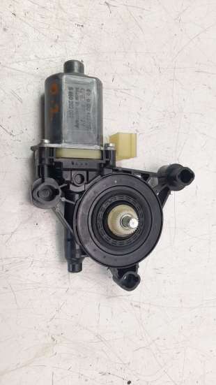 Recambio de motor elevalunas delantero izquierdo para volkswagen golf vii lim. 2012-2017 1.6 tdi dpf referencia OEM IAM 5Q095980